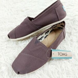 Toms Women's Slip-On Casual Canvas Flats in Mauve